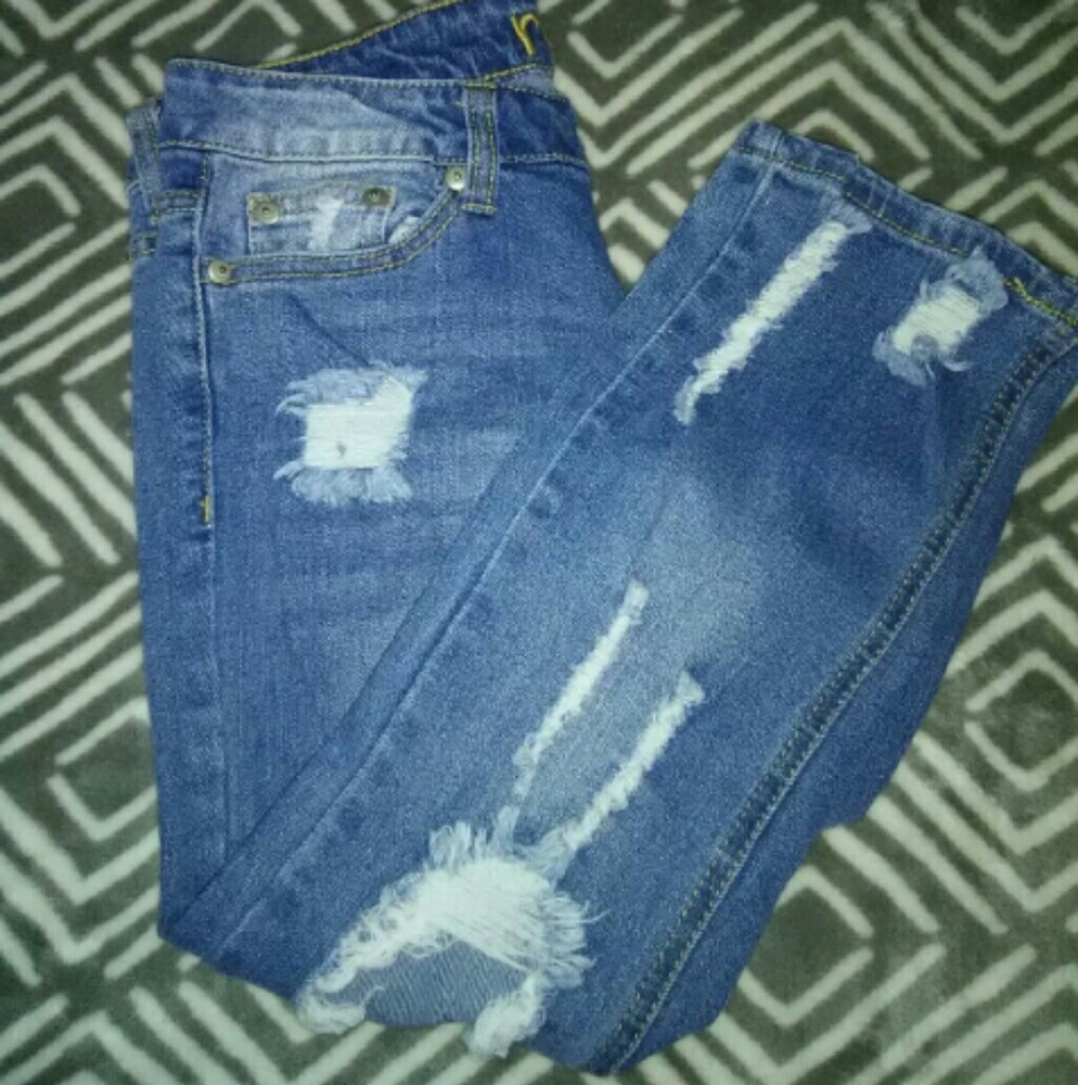 SOLD Ripped Capris